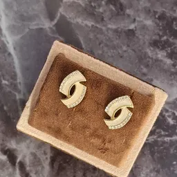 Zhouse Gold-Plated Crystals Studded Contemporary Studs image 4