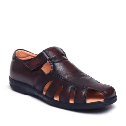 Zoom Shoes Men's Brown Fisherman Sandals image 3