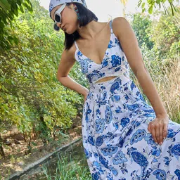 Pink Paprika by SASSAFRAS Floral Printed Shoulder Straps Maxi Dress image 2