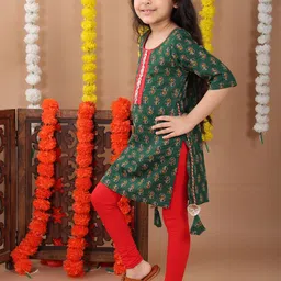 here&now x kinder kids Kinder Kids Girls Floral Printed Regular Pure Cotton Kurta image 5