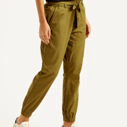 Levi's Olive High Rise Regular Fit Joggers image 3