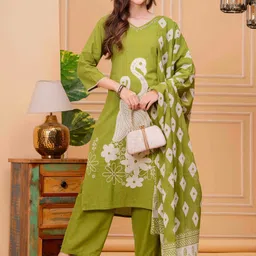 KALINI Floral Printed Beads and Stones Pure Cotton Straight Kurta & Palazzos With Dupatta-image-45