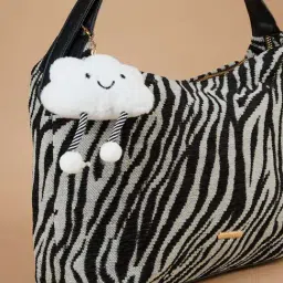 Ginger by Lifestyle Black Printed Shoulder Handbag image 4