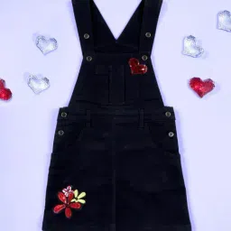 Kiddopanti Girls Black Denim Applique Regular Fit Dungaree Skirts-picture-32