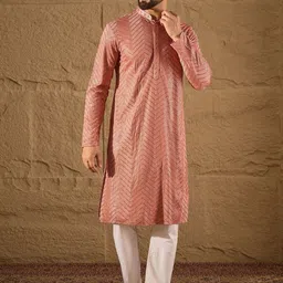 Ethnic Bay Men Embroidered Sequinned Kurta image 3