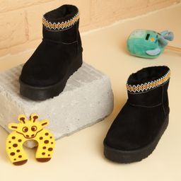 TRUFFLE COLLECTION Threadwork Detailed Slip On Boots - Black-picture-46