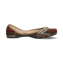 SZN Women Embellished Party Mojaris Flats image 2