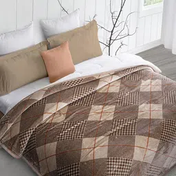MYTRIDENT Home Essential Imperial Flannel Printed & Checked Mild Winter 300 GSM Blanket-picture-21