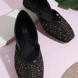 Denill Women Embellished Ethnic Mojaris Flats-image-24