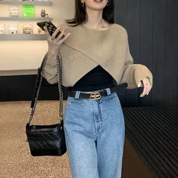 HERE&NOW Women Crop Pullover image 5