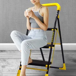 Homlix Yellow & Black Textured 3-Step Foldable Step Ladder image 3