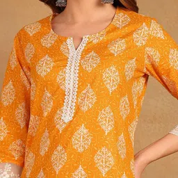 KALINI Women Abstract Printed Daily Cotton Straight Kurta image 2
