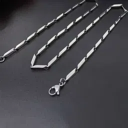 Heer Collection Unisex Silver-Plated Chain image 1