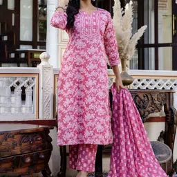 Kohsh Women Floral Printed Sequinned Pure Cotton Kurta with Trousers & With Dupatta image 2