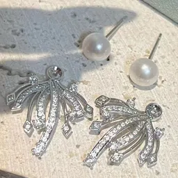 Anouk Silver-Plated Artificial Stones Studded And Pearls Beaded Korean Contemporary Studs image 3