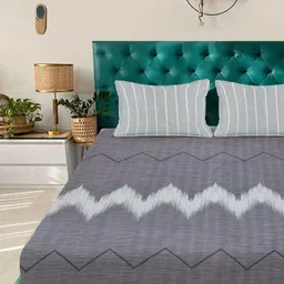 Aura Grey & White Geometric Printed 300 TC Fitted Double King Bedsheet Set-2.50 m X 2.25 m image 5