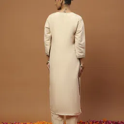 House of Chikankari Women Floral Embroidered Regular Zardozi Kurta with Trousers & Dupatta image 4