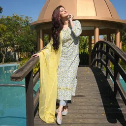 royal export Women Cotton Rayon Kurta Pant Dupatta Set image 5