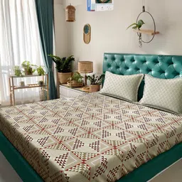 KLOTTHE Beige & Brown Geometric Printed Cotton 400 TC King Bedsheet Sets 2.5 m x 2.25 m-picture-16