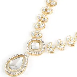 Zaveri Pearls Statement Gold Alloy Sets image 4