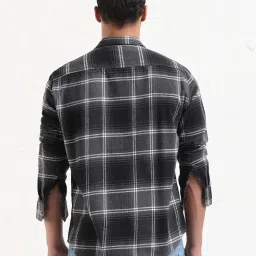 showoffff SHOW OFF Grey Cotton Slim Fit Checks Shacket image 4