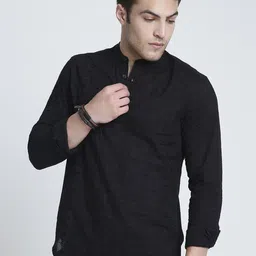 VASTRADO Classic Geometric Embroidered Thread Work Pure Cotton Kurta image 2