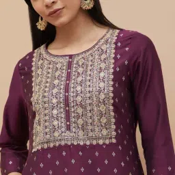 Melange By Lifestyle Wine Regular Fit Embroidered Kurta image 5