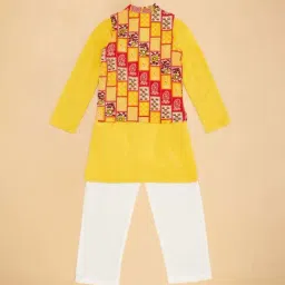 YU by Pantaloons Kids Yellow & White Cotton Floral Print Full Sleeves Kurta Set image 3