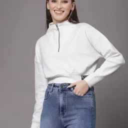 KASSUALLY White Relaxed Fit Crop Sweatshirt-image-5