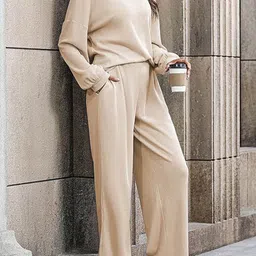 Mast & Harbour Textured Round Neck T-Shirt With Trousers Co-Ords image 2