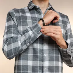 Campus Sutra Grey Regular Fit Checks Shirt image 4