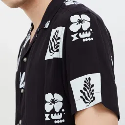 Fame Forever By Lifestyle Black Regular Fit Printed Shirt image 4