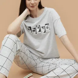 Ginger by Lifestyle Grey Chest Print T-Shirt image 4