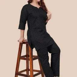 Fabme Women Geometric Printed Cotton V Neck Night Suit-image-33