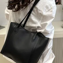 LULU & SKY Women Solid Tote Bag image 3