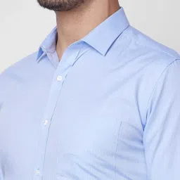 Park Avenue Blue Slim Fit Striped Shirt image 4