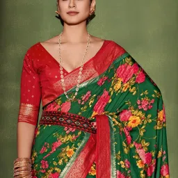 Saree Mall Green Floral Print Saree With Unstitched Blouse image 4