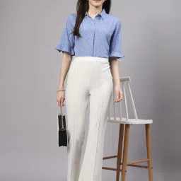 Style Quotient Blue & White Printed Top image 4