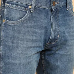 Wrangler Millard Light Blue Straight Fit Heavily Washed Jeans image 4