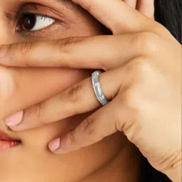 Mia by Tanishq 925 Silver Subtle Shine Silver Finger Ring image 4