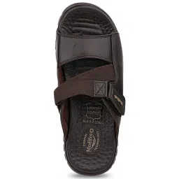 MediFeet Men's Stout Brown Toe Ring Sandals image 4