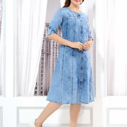 EASY MOM Round Neck Roll-Up Sleeves Belted Cotton Denim Maternity Fit And Flare Midi Dress image 4