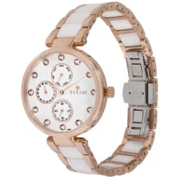 Titan NP95062WD02 Purple Analog Watch for Women image 4