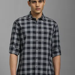 Louis Philippe Jeans Buffalo Checked Spread Collar Slim Fit Cotton Casual Shirt-picture-18