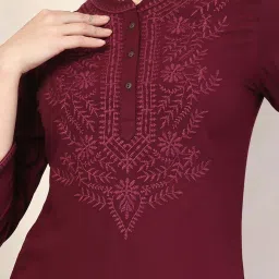 Nayam By Lakshita Purple Straight Fit Embroidered Kurtis image 4