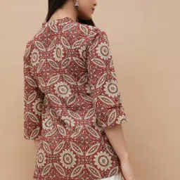 Melange By Lifestyle Maroon Cotton Regular Fit Printed Kurti image 2