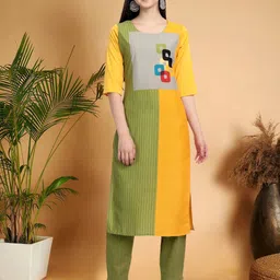 7Threads Women Ethnic Motifs Printed Thread Work Floral Crepe Kurta image 5