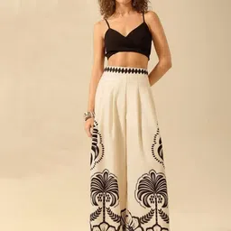 JC Mode Women Floral Printed Mid Rise Regular Fit Parallel Trousers-image-89