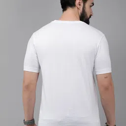Roadster Men White Printed T-shirt image 4
