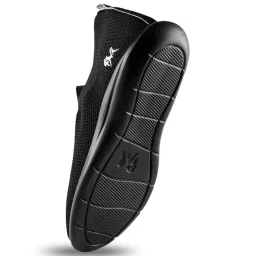 Neemans Men's Spotlight Jet Black Walking Shoes image 4